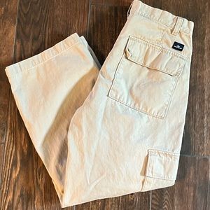 Dockers Cargo Creme/tan pants 30x30 mens
